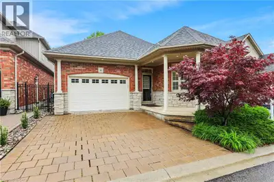 ELEGANT BUNGALOW LIVING… Beautifully finished bungalow on a PRIVATE COURT at 4-8 Muscat Drive offers...