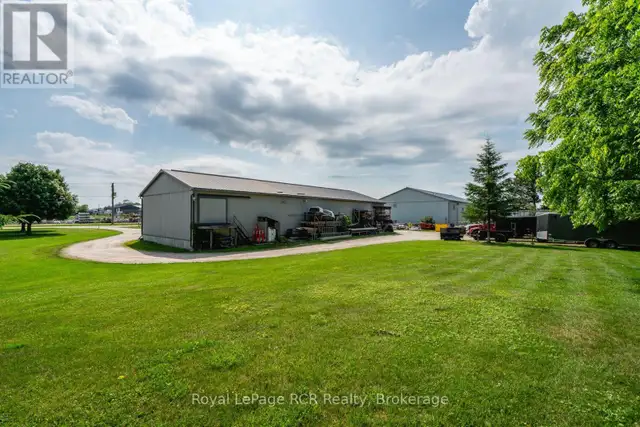 74 14TH AVENUE Hanover, Ontario in Commercial & Office Space for Sale in Owen Sound - Image 6