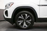 See Dealer Website for Details. 2025 Volkswagen Atlas CROSS SPORT 4Motion COMFORTLINE AWD, FACTORY R... (image 3)