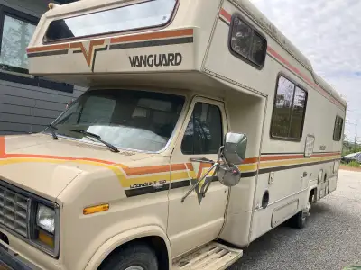 VANGO IS READY TO GO. Good condition. no rips or leaks . seeing is believing . $ 9000 Call or text D...