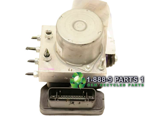 ABS Anti-Brake Pump w/Module Toyota Camry 2018-2020 OEM in Other Parts & Accessories in Hamilton - Image 3