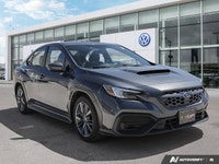 * AWD System: Symmetrical All-Wheel Drive with a viscous-coupling limited-slip centre differential *... (image 6)