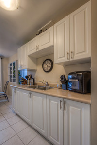 2 Bedroom Unit 07 on second floor with balcony is available 1st September or October at 529 Parkside... (image 4)