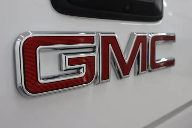 2018 GMC Sierra 1500 SLE in Cars & Trucks in Saskatoon - Image 10