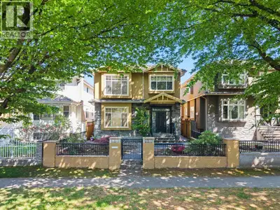 Welcome to this well-maintained 2005-built home in the heart of Vancouver featuring 6 bedrooms and 5...