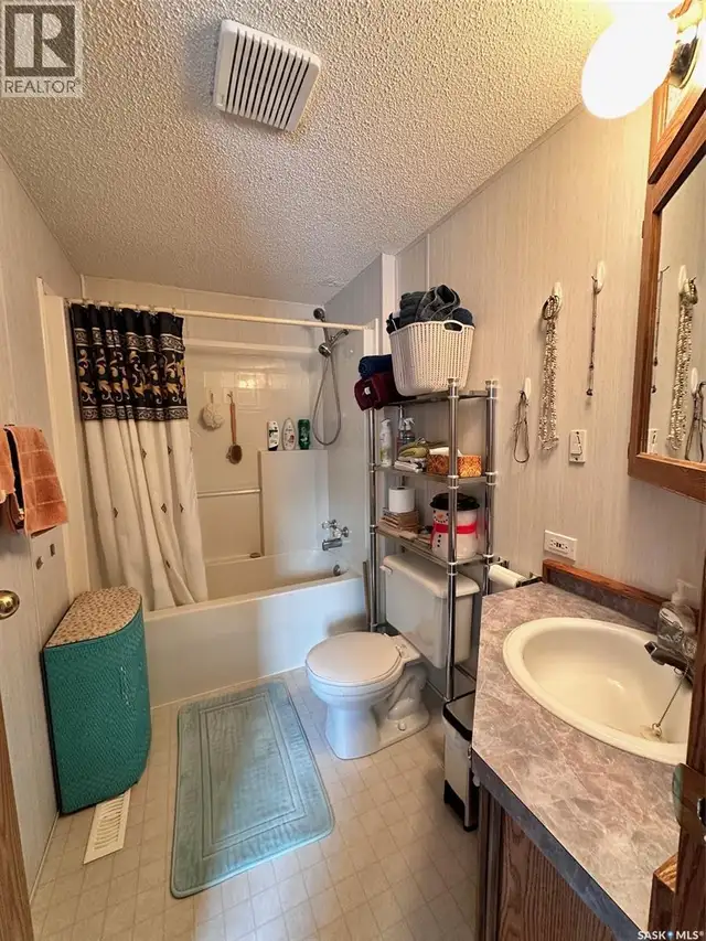 Armstrong Acreage - Chitek Lake Spiritwood Rm No. 496, Saskatche in Houses for Sale in Prince Albert - Image 9