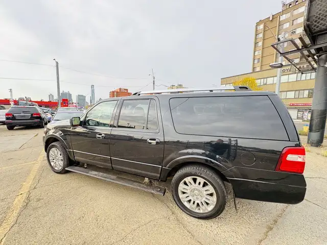 2013 Ford Expedition EL Limited in Cars & Trucks in Edmonton - Image 17