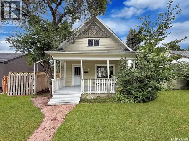 371 6th AVENUE NW Swift Current, Saskatchewan in Houses for Sale in Swift Current - Image 2