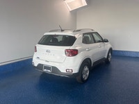 New Price! Recent Arrival! 2025 Hyundai Venue Preferred FWD Preferred | Zacks Certified. CVT FWD Lun... (image 4)