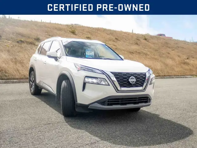 2022 Nissan Rogue SV in Cars & Trucks in St. John's - Image 5