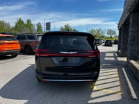 This CHRYSLER PACIFICA TOURING L, with a V6 Cylinder Engine engine, features a TRANSMISSION: 9-SPEED... (image 2)
