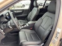 Turbocharged All Wheel Drive Keyless Entry Discover the 2025 Volvo XC40 Plus Bright Theme, a stylish... (image 1)