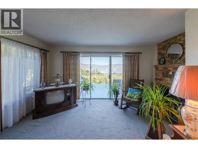 3910 North Naramata Road Naramata, British Columbia in Land for Sale in Penticton - Image 11