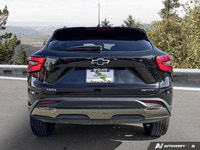 Experience sophisticated utility with this striking 2025 Chevrolet Trax ACTIV. Clad in sleek Mosaic... (image 3)