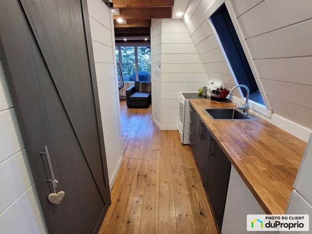 $520,000 - 1 1/2 Storey in Rivière-Rouge (Ste-Véronique) — photo 3