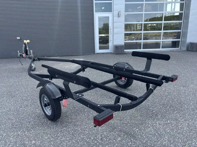 2023 ShoreLand'r DUV15TM 16' Boat Trailer in Powerboats & Motorboats in Sudbury - Image 6