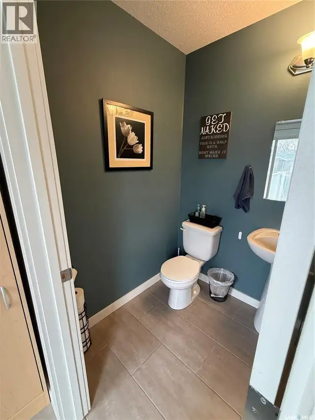 529 Alexandra STREET Weyburn, Saskatchewan in Houses for Sale in Regina - Image 12