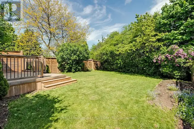 210 ROSS LANE Oakville (RO River Oaks), Ontario62865717971074121