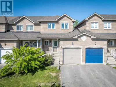 Welcome to this bright, well-maintained freehold townhome, located in a fantastic family-friendly ne...