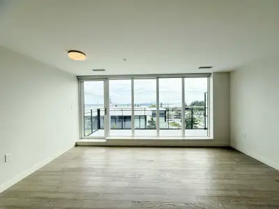 8F 1526 FINLAY ST WHITE STREET White Rock, British Columbia