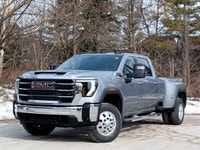 Turbocharged Diesel V8 for powerful towing | 4x4 drive for superior traction | Snow Plow Prep and Ca... (image 1)