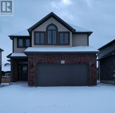 33 STONECREST BOULEVARD Quinte West (Sidney Ward), Ontario
