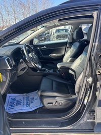 2022 KIA SPORTAGE (image 7)