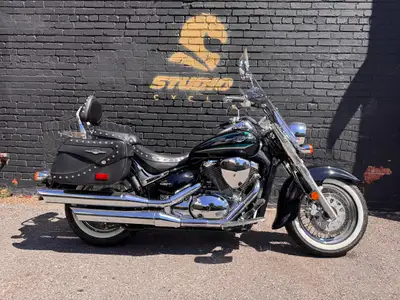 2017 Suzuki Boulevard C50T - Black $5,995 + Licensing + HST 9,594 km Home delivery available startin...