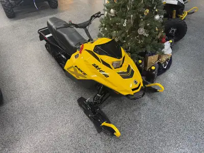 IN STOCK NOW PRICE IS PLUS FREIGHT AND TAXES Engine Type: Single-Cylinder Displacement: 11.7 cu. in....