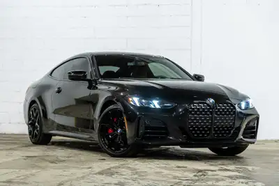 *English below* *Français:* Ce spectaculaire BMW 430i xDrive Coupé 2025, provenant d'un seul proprié...