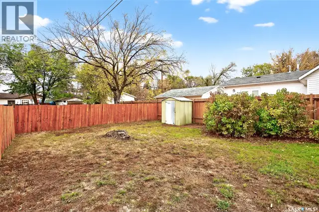 826 Athabasca STREET E Moose Jaw, Saskatchewan in Houses for Sale in Moose Jaw - Image 38