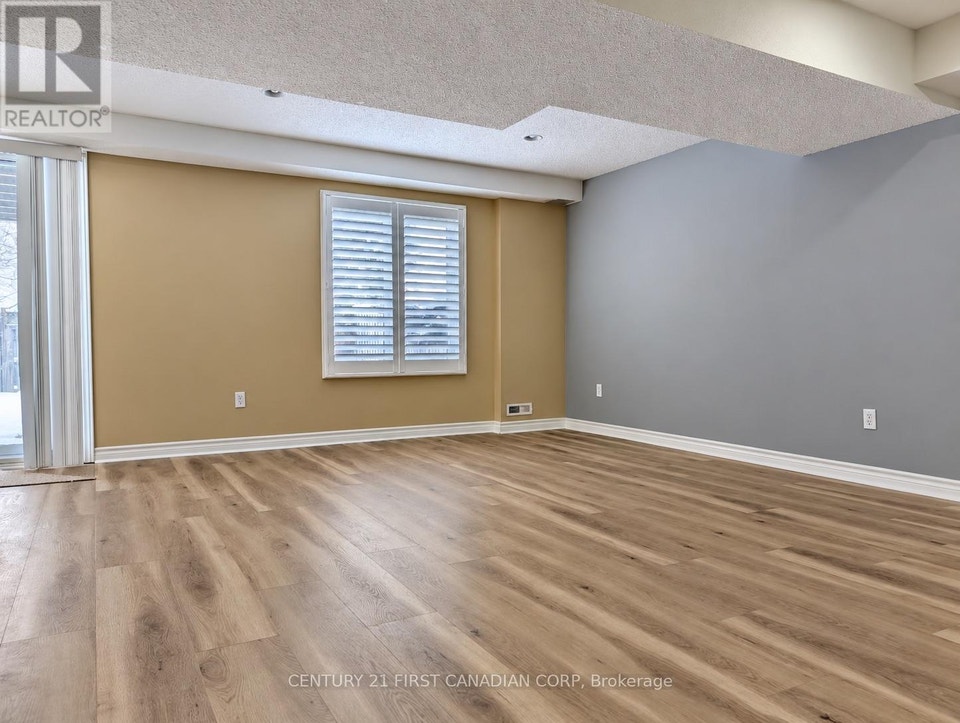 LOWER - 924 GUILDWOOD BOULEVARD London North (North M), Ontario 3