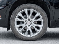 PRICING POLICY:**All advertised pricing reflects our special financing offer. A $2,500 finance incen... (image 3)