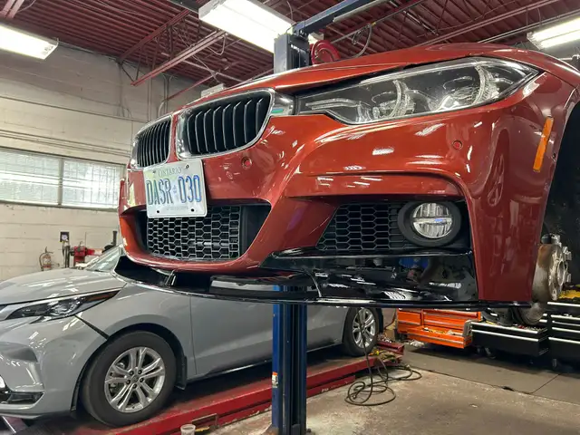 BMW F30 F31 M performance lips / spoilers / diffusers in Auto Body Parts in City of Toronto - Image 4