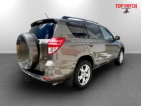 A dependable compact SUV with practical cargo space, comfortable seating, and efficient everyday per... (image 3)