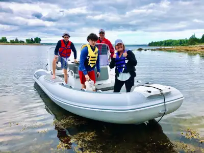 Please email inquiries directly to info@NewstarMarine.ca TIME TO RESERVE YOUR * GALA Inflatable Boat...