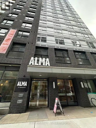407 - 211 BESSERER STREET Ottawa, Ontario