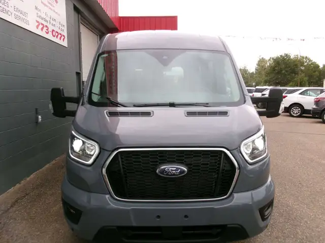 2025 Ford Transit Passenger Wagon 15 Passenger, Mid Roof, AWD, L in Cars & Trucks in Swift Current - Image 4