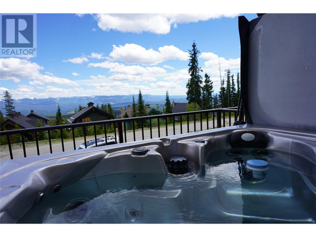 255 Raven Ridge Road Unit# 3 Big White, British Columbia in Condos for Sale in Penticton - Image 2