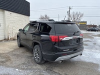 IIHS Top Safety Pick with optional front crash prevention. This GMC Acadia boasts a Gas V6 3.6L/223... (image 2)