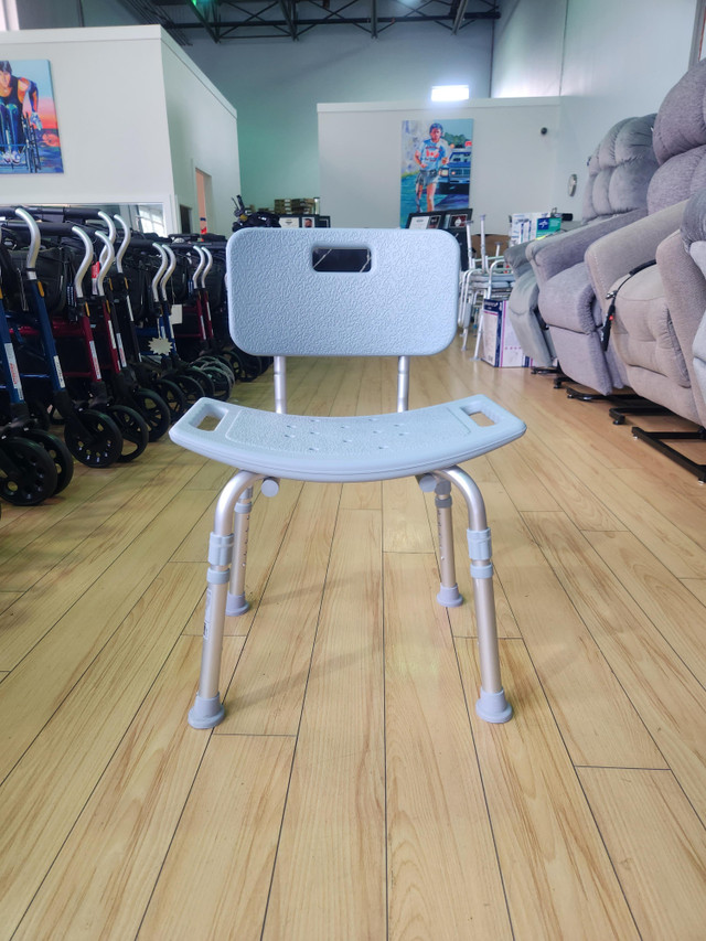 Drive Deluxe Aluminum Bath Chair in Health & Special Needs in Burnaby/New Westminster