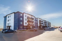 Broadstreet's Evergreen Bend offers 1, 2, and 3 bedroom pet friendly apartments for rent, in the nat... (image 1)