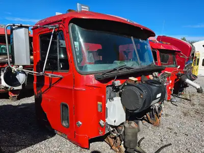 2001 Mack CL713 Cab For Parts - Shell, dash, seats, doors, mirrors, clusters, modules and upholstery...
