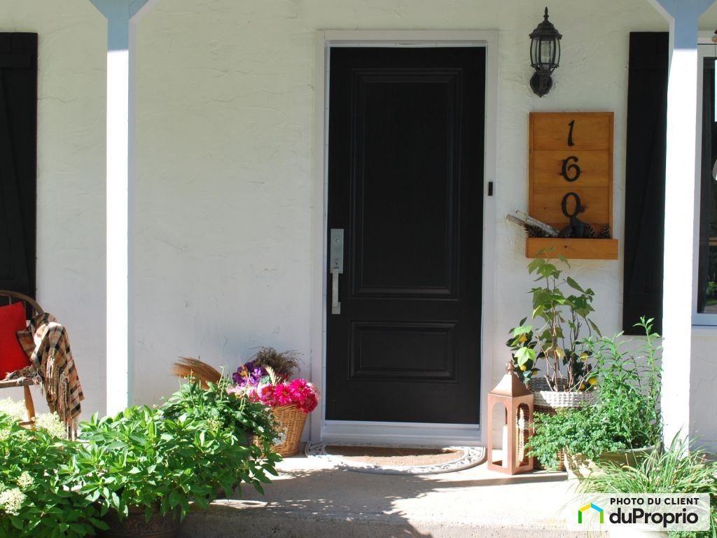 $695,000 - Bungalow for sale in Mont-Tremblant (St-Jovite) — photo 2