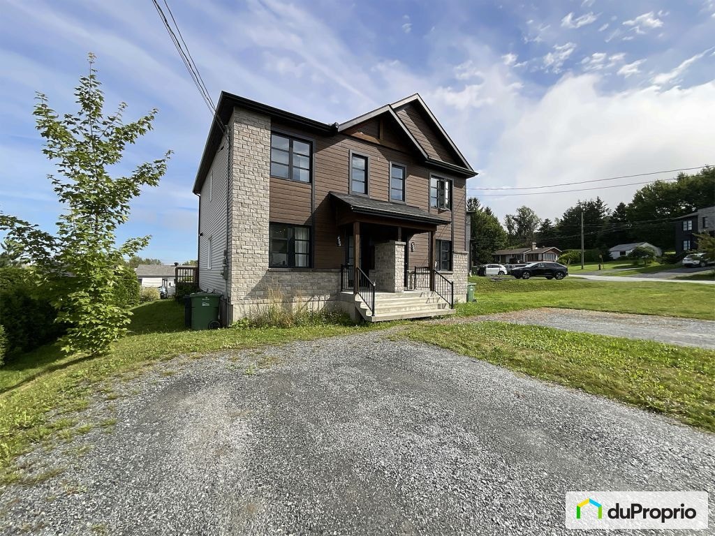 $410,700 - Semi-detached for sale in Sherbrooke (Mont-Bellevue) — photo 1