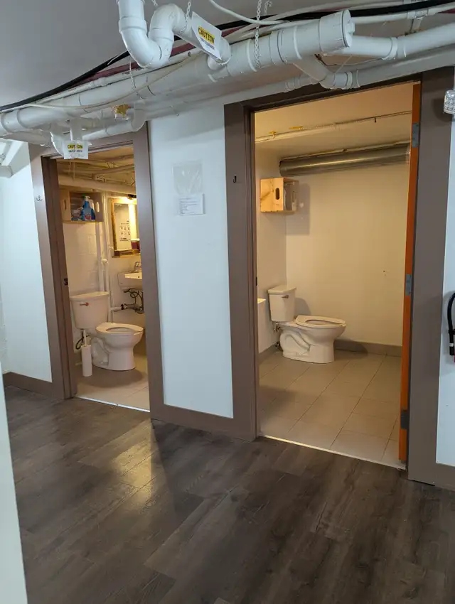 Beautiful RESTAURANT / CAFE space for Lease ON KERR STREET! in Commercial & Office Space for Rent in Oakville / Halton Region - Image 6