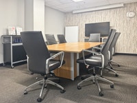 Office space for rent for 4 persons in St. Mary Winnipeg Manitoba Preview