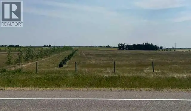 Near Coalhurst RR223 Coalhurst, Alberta in Land for Sale in Lethbridge - Image 3