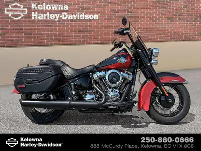 2025 Harley-Davidson FLHC - Heritage Classic WAS $31,995 NOW $24,995 Doc Fee $599 VSA Levy Fee $10 P...