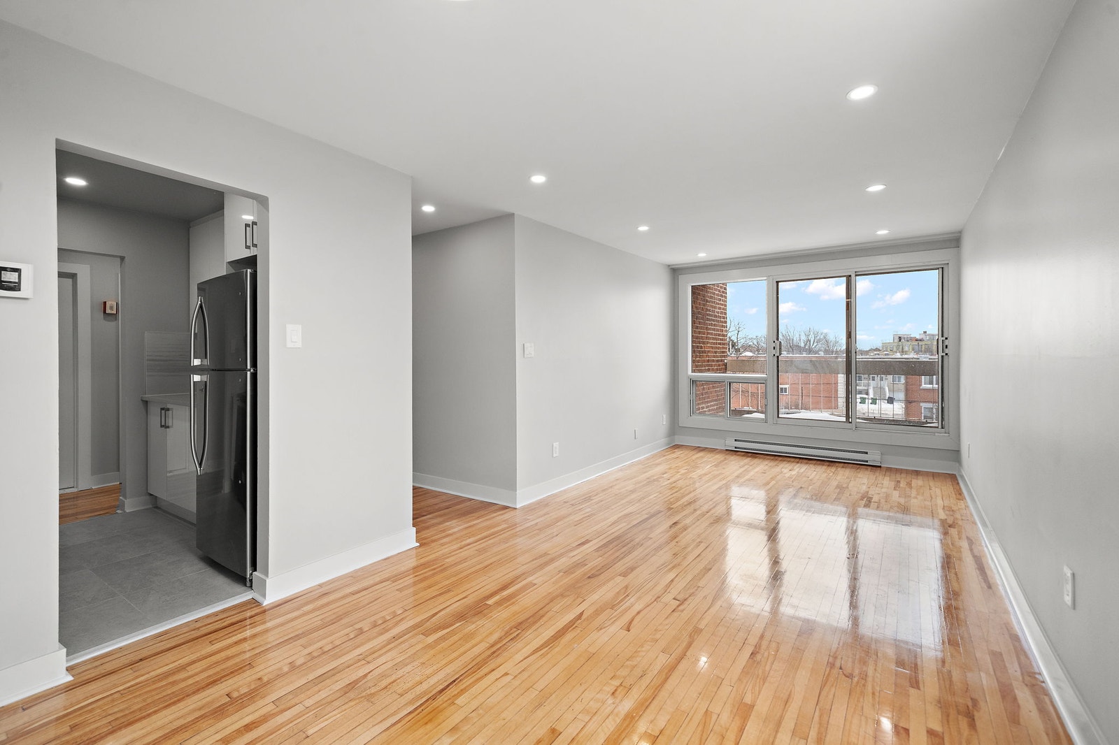 9369 Boulevard LaSalle — photo 3